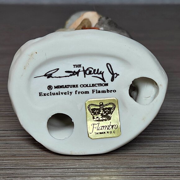 Vintage Hand-painted Emmett Kelly, Jr. w/ Broom– Flambro Miniature Collection - Picture 6 of 6